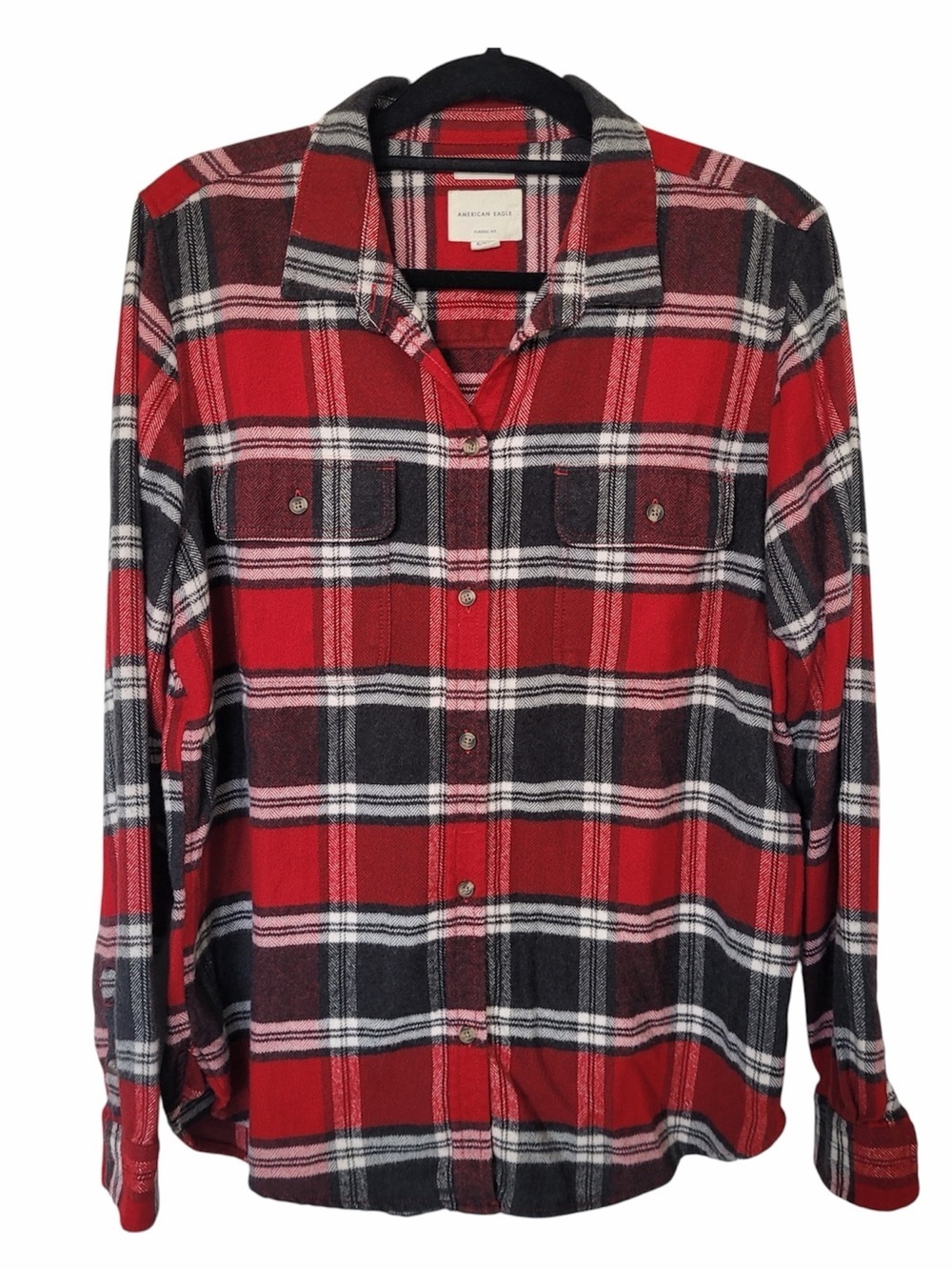 ✅ American Eagle Outfitters Red and Black Plaid Button-Down cozy Shirt size XL